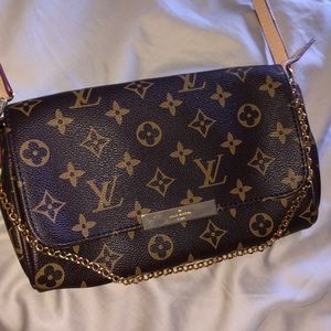 Louis Vuitton crossbody purse